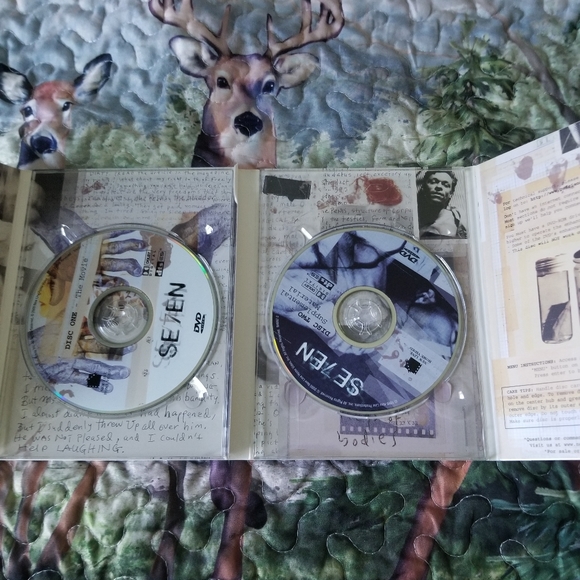 Seven - Picture 6 of 8